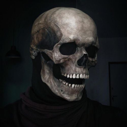 Movable Jaw Skull Mask – Realistic Latex Halloween Costume