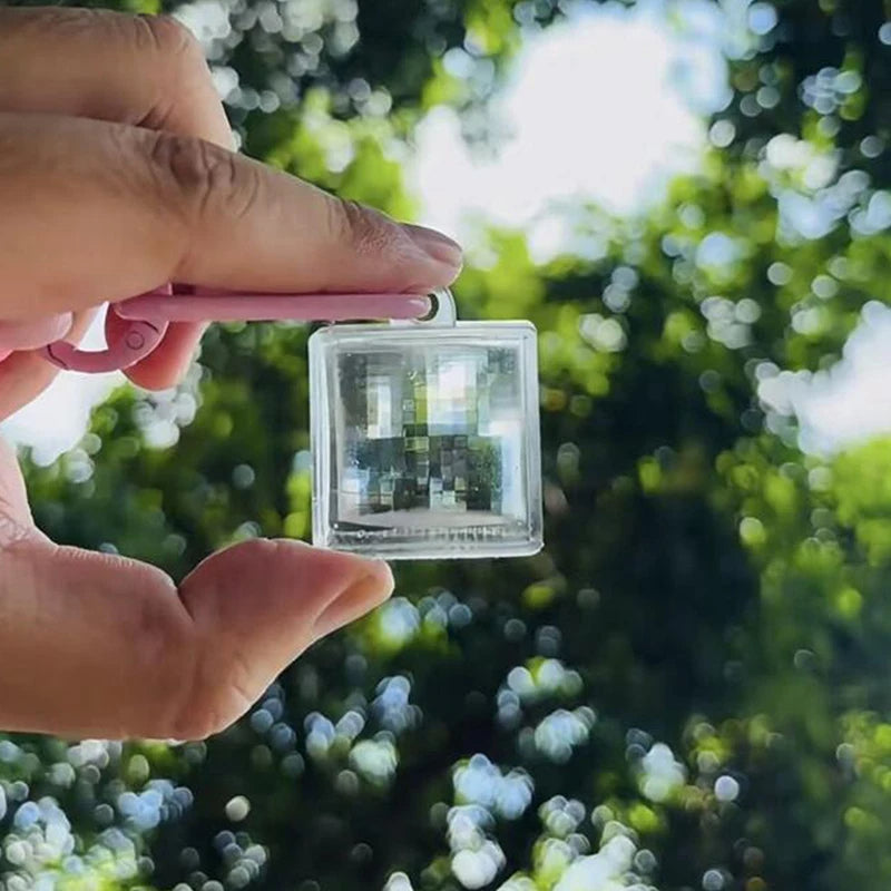 Pixel Filter Keychain – Retro Gaming Pixel Lens