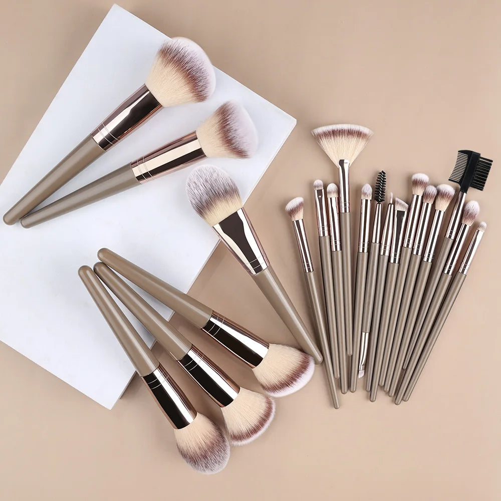 Makeup Brush Set – Professional Makeup Brushes for Flawless Application